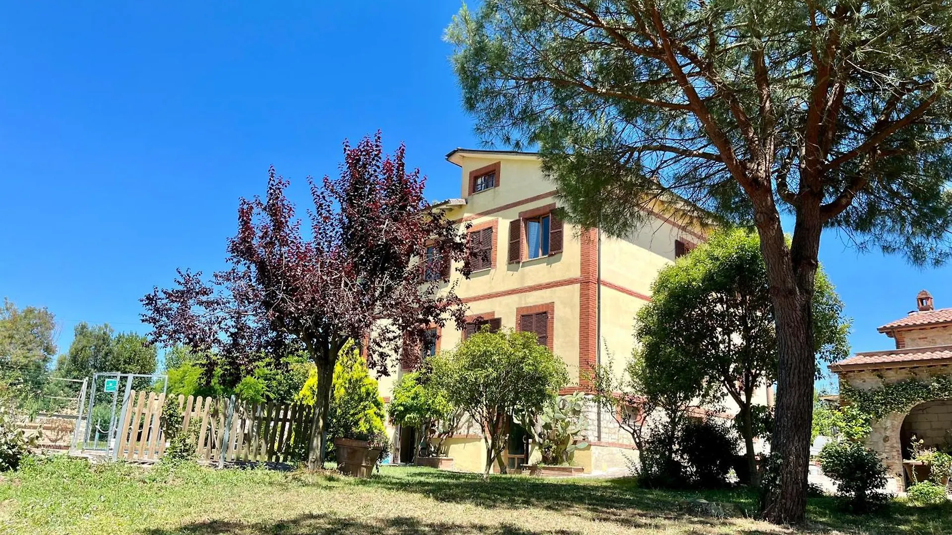 Cetine Vecchie Villa Torrita di Siena Italy