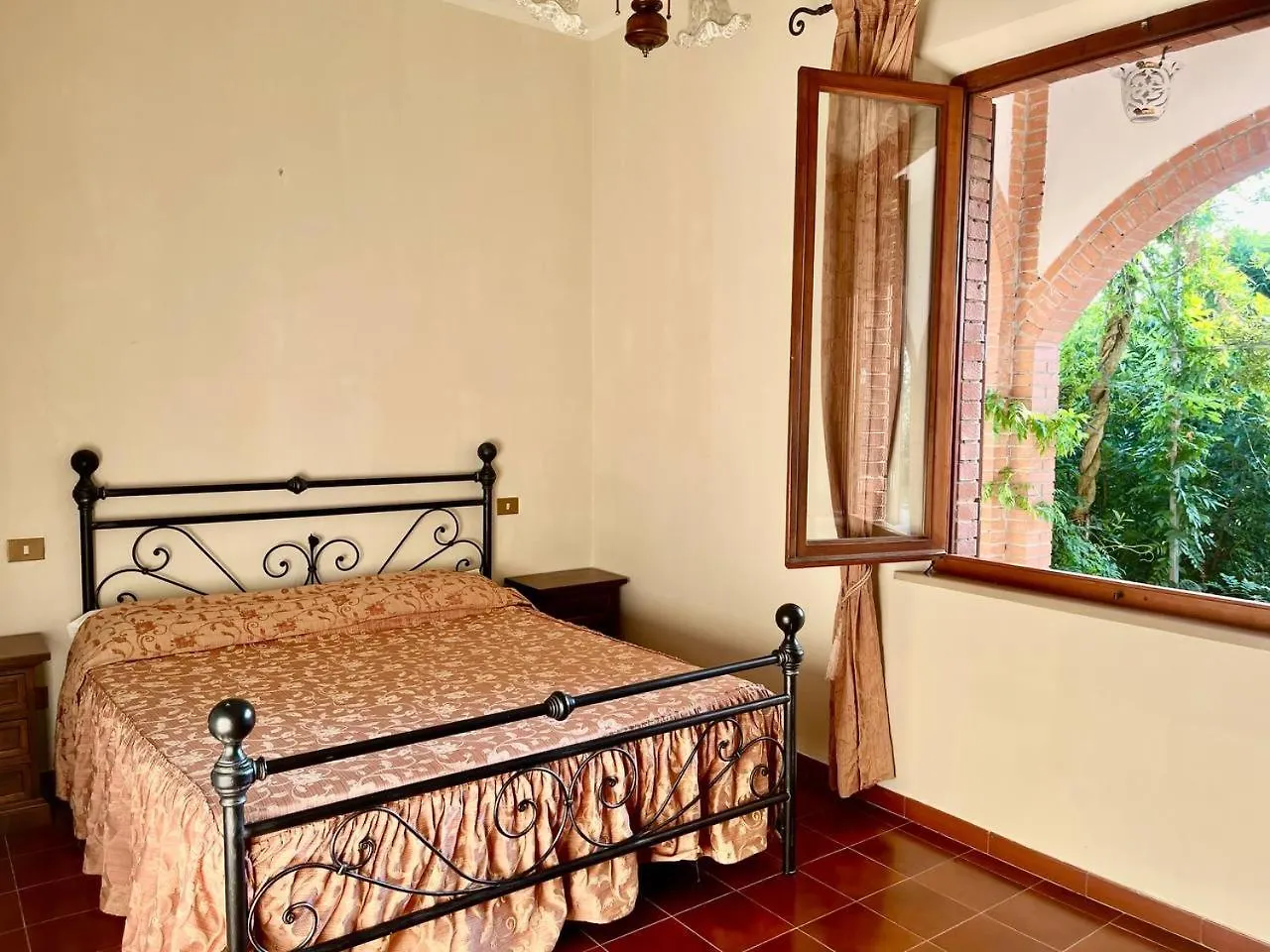 Cetine Vecchie Villa Torrita di Siena Italy