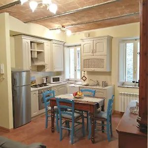 La Casa A Porta A Pago Torrita di Siena